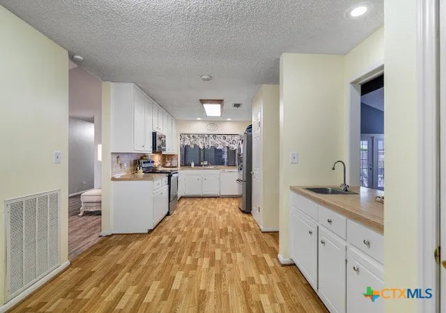 Photo 29 of Single family home for sale at 403 Alamogordo Dr, Victoria, TX 77904 | MLS# 612128 | Listing updated on 2026-06-28