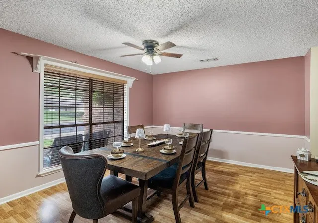 Photo 3 of Single family home for sale at 403 Alamogordo Dr, Victoria, TX 77904 | MLS# 612128 | Listing updated on 2026-06-28