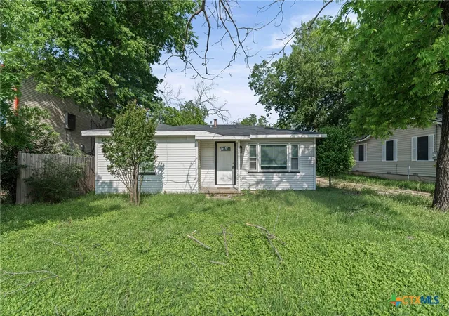 Homes for sale in Copperas Cove, TX | 408 Veterans Ave, Copperas Cove, TX 76522 | MLS# 612300