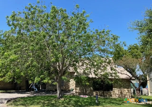 3rd image of 1603 W Lakeside Dr Dr, Canyon Lake, TX 78133 | MLS# 612011