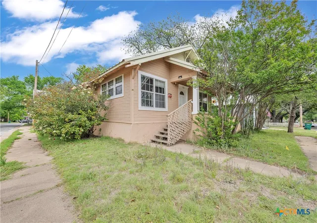 1st image of 1401 Bridge St, Gatesville, TX 76528 | MLS# 612312