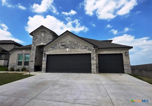 2nd image of 7616 Aluminum Dr, Killeen, TX 76542 | MLS# 612212