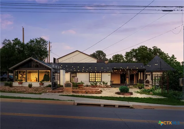 38th image of 209 S Main St, Salado, TX 76571 | MLS# 612378