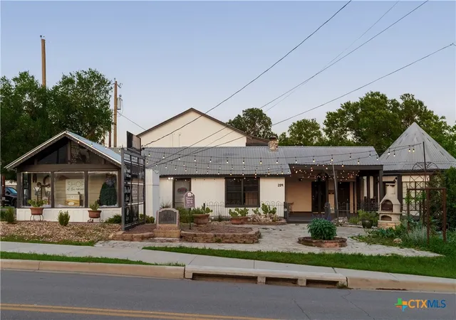3rd image of 209 S Main St, Salado, TX 76571 | MLS# 612378