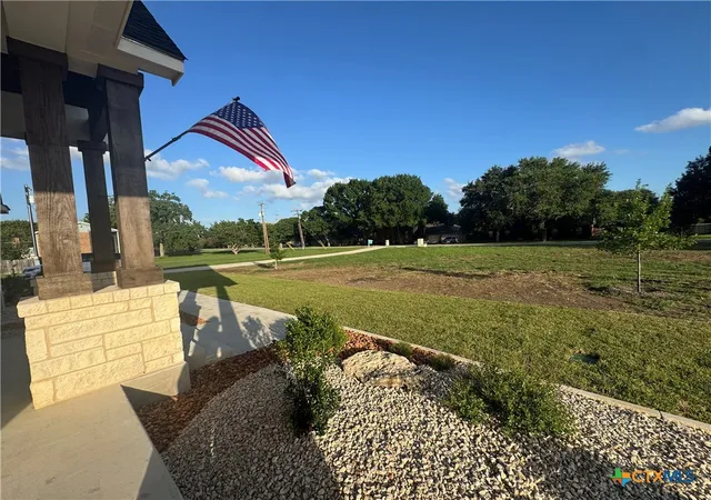 4th image of 110 Lake Village Rd, Seguin, TX 78155 | MLS# 612401