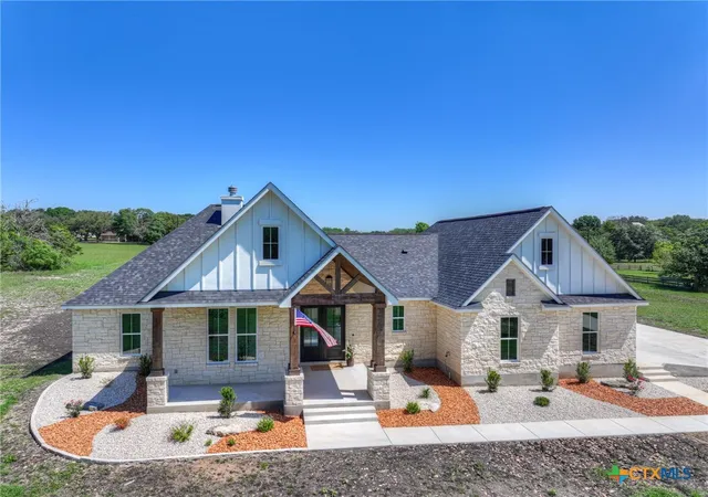5th image of 110 Lake Village Rd, Seguin, TX 78155 | MLS# 612401