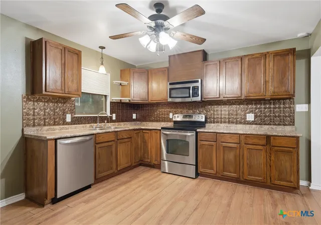 Homes for sale in Rogers, TX | 303 N Milam St, Rogers, TX 76569 | MLS# 612302