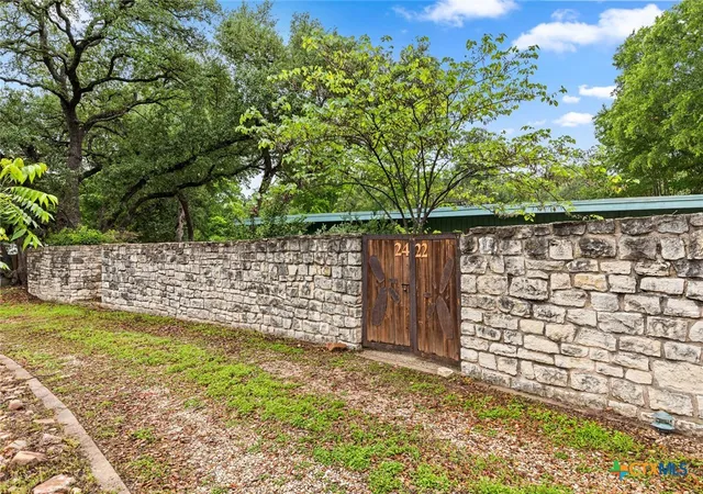 2nd image of 2422 Marlandwood Rd, Temple, TX 76502 | MLS# 612404