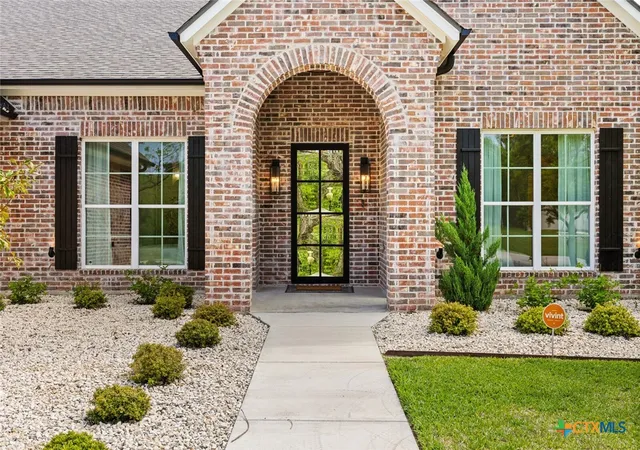 2nd image of 1007 Rivers Edge Dr, Belton, TX 76513 | MLS# 611961