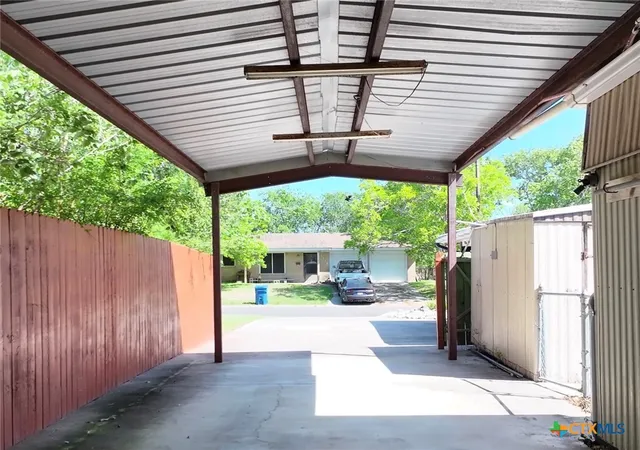 5th image of 2221 Mcpherson Dr, Port Lavaca, TX 77979 | MLS# 612458