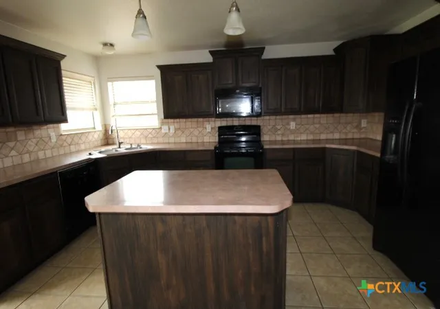 Homes for sale in Copperas Cove, TX | 2414 Joseph Dr, Copperas Cove, TX 76522 | MLS# 612631