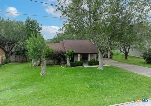 36th image of 150 Oak Creek Cir, Luling, TX 78648 | MLS# 612570