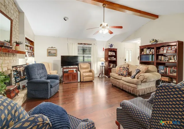 5th image of 150 Oak Creek Cir, Luling, TX 78648 | MLS# 612570