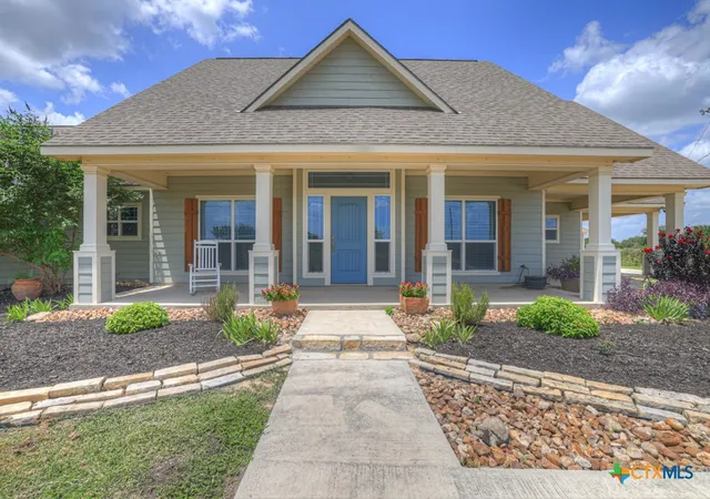 1st image of 2048 E Martindale Rd, Seguin, TX 78155 | MLS# 612717