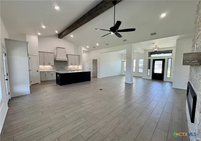Photo 3 of Single family home for sale at 701 Golden Eagle Dr, Salado, TX 76571 | MLS# 612939 | Listing updated on 2026-10-07