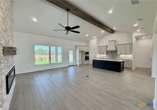 Photo 3 of Single family home for sale at 701 Golden Eagle Dr, Salado, TX 76571 | MLS# 612939 | Listing updated on 2026-10-07