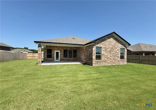 Homes for sale in Lorena, TX | 130 Lasso Loop, Lorena, TX 76655 | MLS# 612945