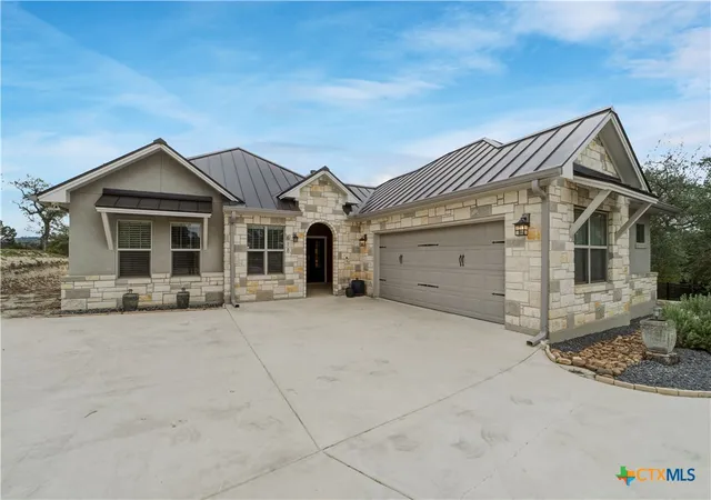 Photo 1 of Sale Pending at 618 Angelica Vista, Canyon Lake, TX 78133 | MLS# 611621 | Listing updated on 2026-06-30