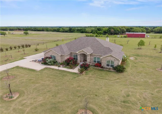 2nd image of 118 County Road 274, Gatesville, TX 76528 | MLS# 613153