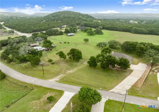 48th image of 3905 Broken Arrow Dr, Harker Heights, TX 76548 | MLS# 612950