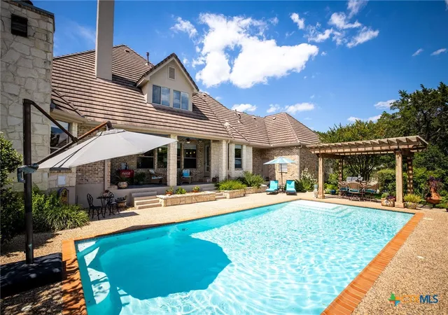 2nd image of 21419 Forest Waters Cir, Garden Ridge, TX 78266 | MLS# 611974
