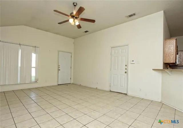 Listing Photo 4 - Condo for sale in building located at 301 Jeff Gordon Dr, Harker Heights, TX 76548