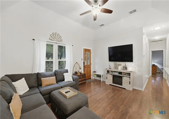 2nd image of 2216 Hornsby, Spring Branch, TX 78070 | MLS# 612674