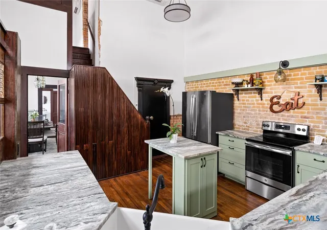 4th image of 200 E Clark St, Bartlett, TX 76511 | MLS# 613364