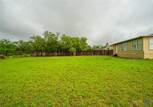 Homes for sale in Kingsland, TX | 3851 Hermosa Dr, Kingsland, TX 78639 | MLS# 613369
