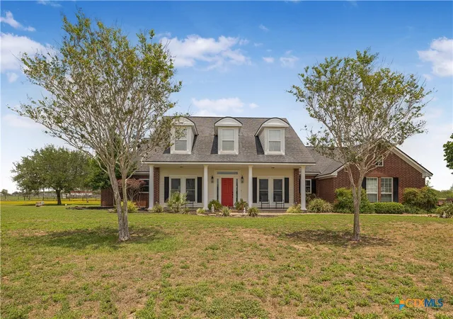 Photo 1 of Single family home for sale at 230 Dewberry Ln, Victoria, TX 77904 | MLS# 613384 | Listing updated on 2026-07-21
