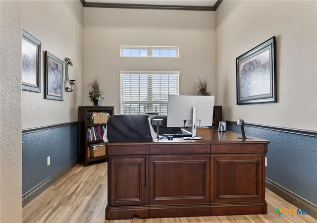 Photo 4 of Single family home for sale at 412 Farmstead Dr, Seguin, TX 78155 | MLS# 613396 | Listing updated on 2026-10-01