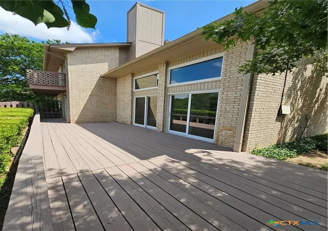 Photo 4 of Townhouse for sale at 3901 Chisholm Trl #15, Salado, TX 76571 | MLS# 613366 | Listing updated on 2026-05-12