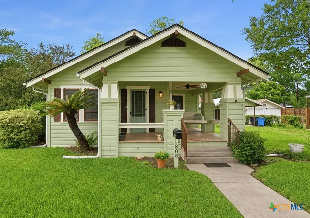 1st image of 808 E Krezdorn St, Seguin, TX 78155 | MLS# 613106