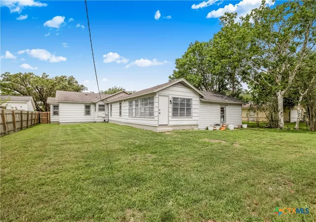 Homes for sale in Victoria, TX | 2306 Macarthur St, Victoria, TX 77901 | MLS# 613473