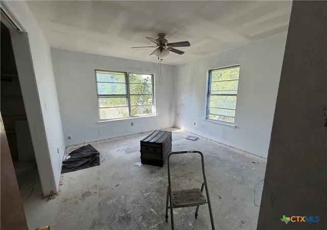Photo 3 of Sale Pending at 111 Four Feathers, Whitney, TX 76692 | MLS# 613261 | Listing updated on 2026-07-17
