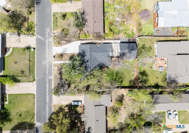 2nd image of 3308 Touchstone St, Austin, TX 78723