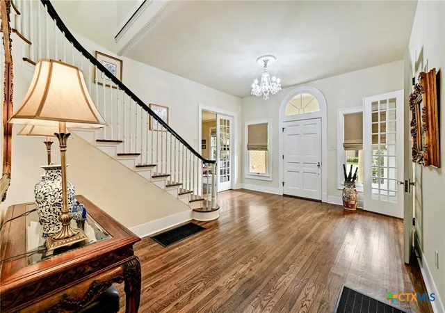 Photo 4 of Single family home for sale at 403 E Bowie St, Luling, TX 78648 | MLS# 613394 | Listing updated on 2026-10-01