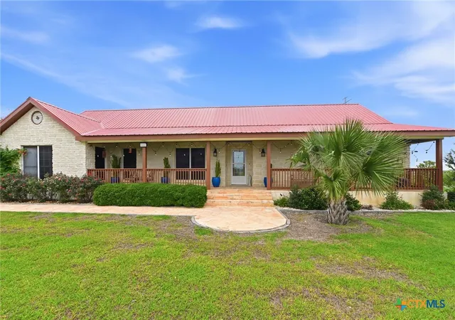 1st image of 8293 Boenig Rd, Seguin, TX 78155 | MLS# 613570