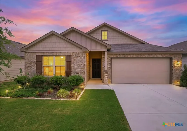 2nd image of 2905 Greenbriar, Seguin, TX 78155 | MLS# 613413