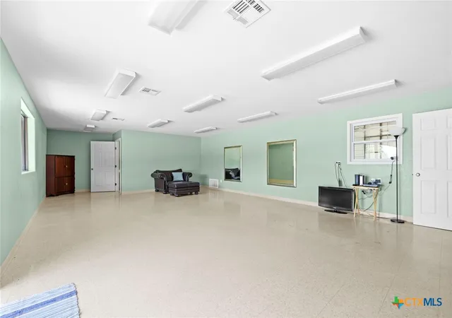 2nd image of 5207 Dogridge Rd, Belton, TX 76513 | MLS# 613693