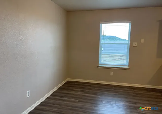 5th image of 105 W Truman Ave, Copperas Cove, TX 76522 | MLS# 613708