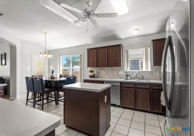 Photo 4 of Single family home for sale at 711 White Hawk Trl, Harker Heights, TX 76548 | MLS# 613710 | Listing updated on 2026-07-21