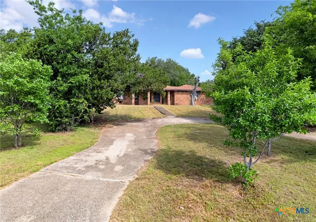 2nd image of 365 Llewellyn Ln, Killeen, TX 76542 | MLS# 613763