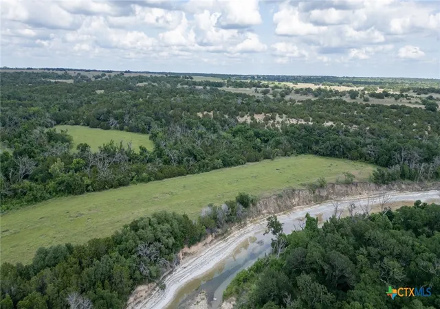 3rd image of 1233 County Road 434, Hamilton, TX 76531 | MLS# 613807