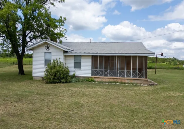 4th image of 1233 County Road 434, Hamilton, TX 76531 | MLS# 613807