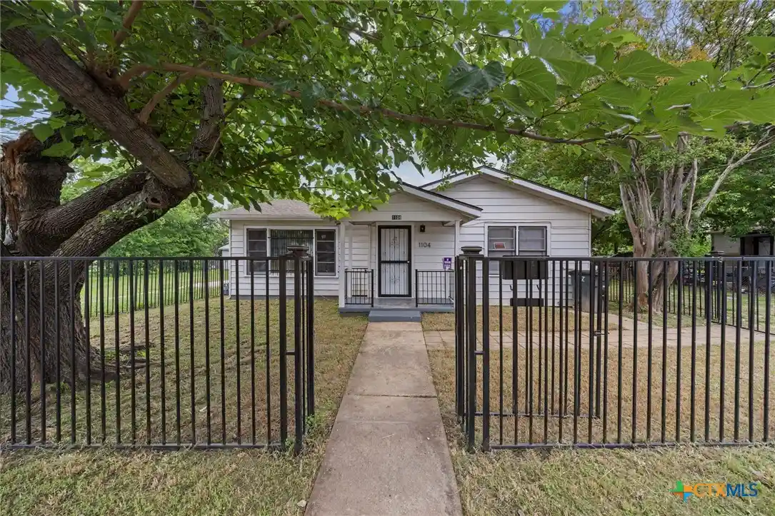 Single family home for sale at 1104 N 10th Street, Killeen, TX 76541 | MLS# 613765