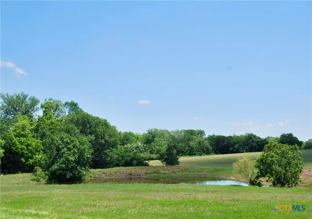 Homes for sale in Weimar, TX | 1070 Muehr Rd, Weimar, TX 78962 | MLS# 613783
