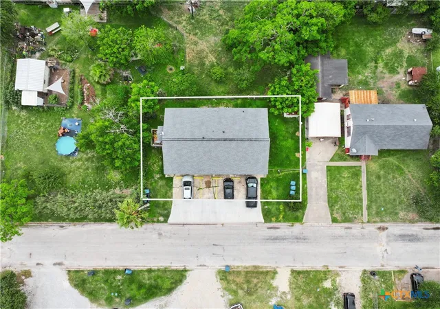 3rd image of 1705 Holloman Dr, Port Lavaca, TX 77979 | MLS# 613866