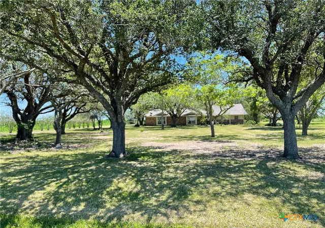 4th image of 3373 State Hwy 35, Port Lavaca, TX 77979 | MLS# 612325