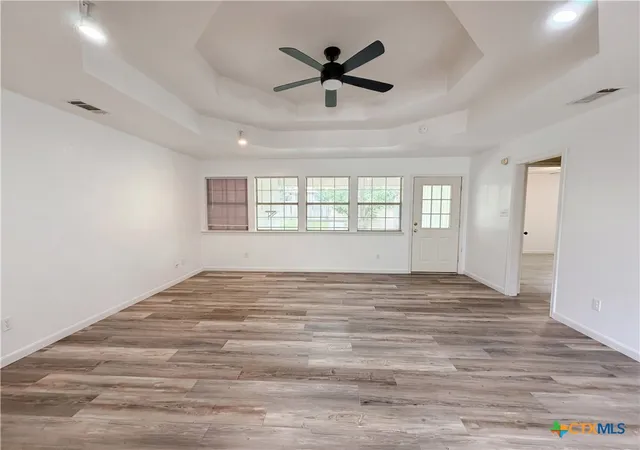 Photo 3 of Single family home for sale at 410 Cole Ave, Temple, TX 76501 | MLS# 613906 | Listing updated on 2026-10-08